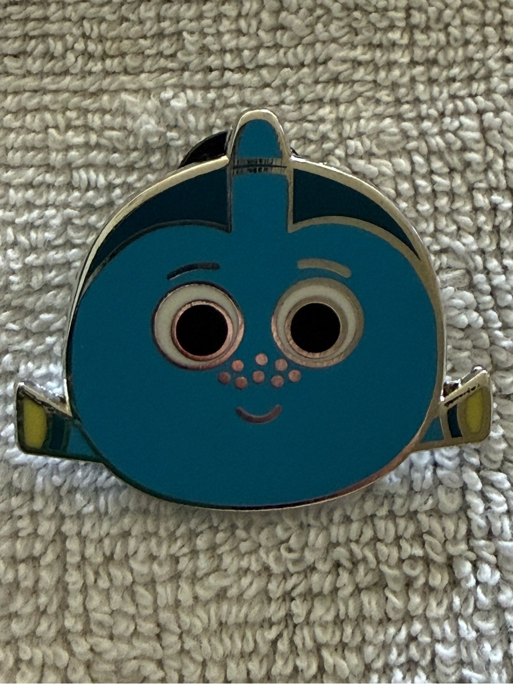 Disney Finding Dory Tsum Tsum Dory Mystery Pin Series 5 2017 Authentic Trading
